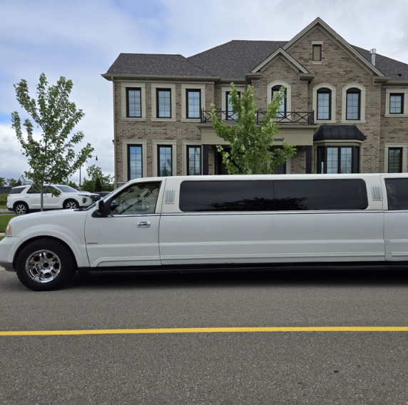 kvm limousine Approach